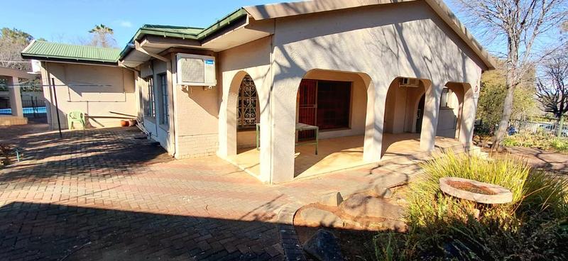 5 Bedroom Property for Sale in Westdene Free State